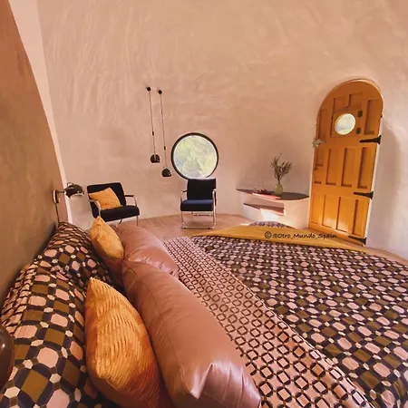 Lodge Otro-mundo